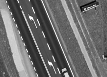 Аэрофотосъемка: Отрезок дороги - панхроматический снимок